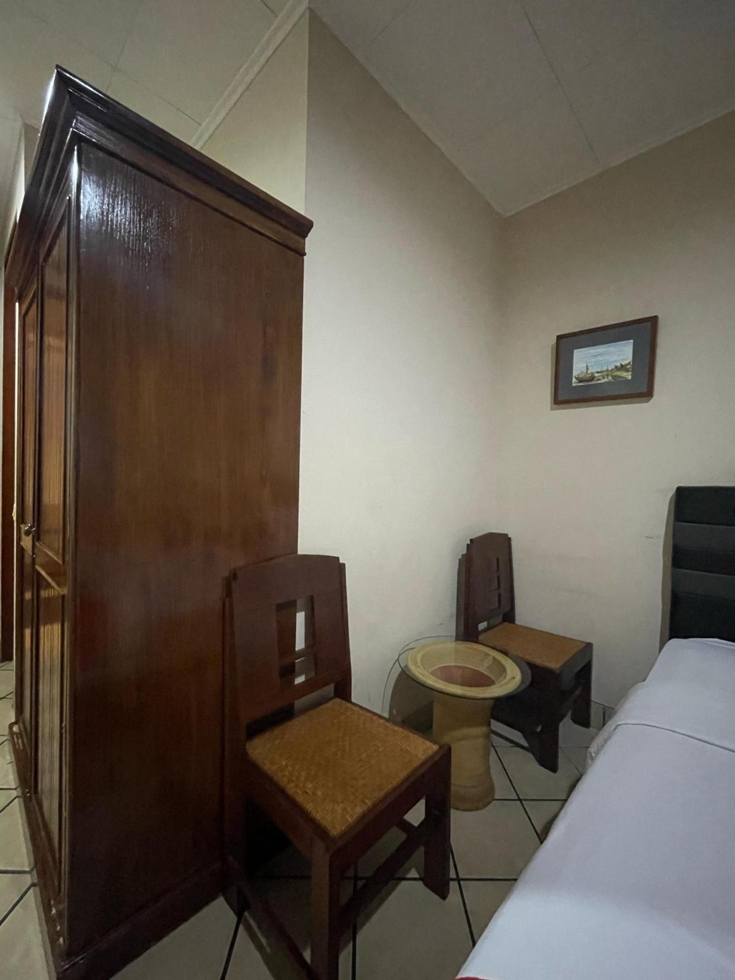 Reddoorz Plus Near Parahyangan University Bandung Exterior foto