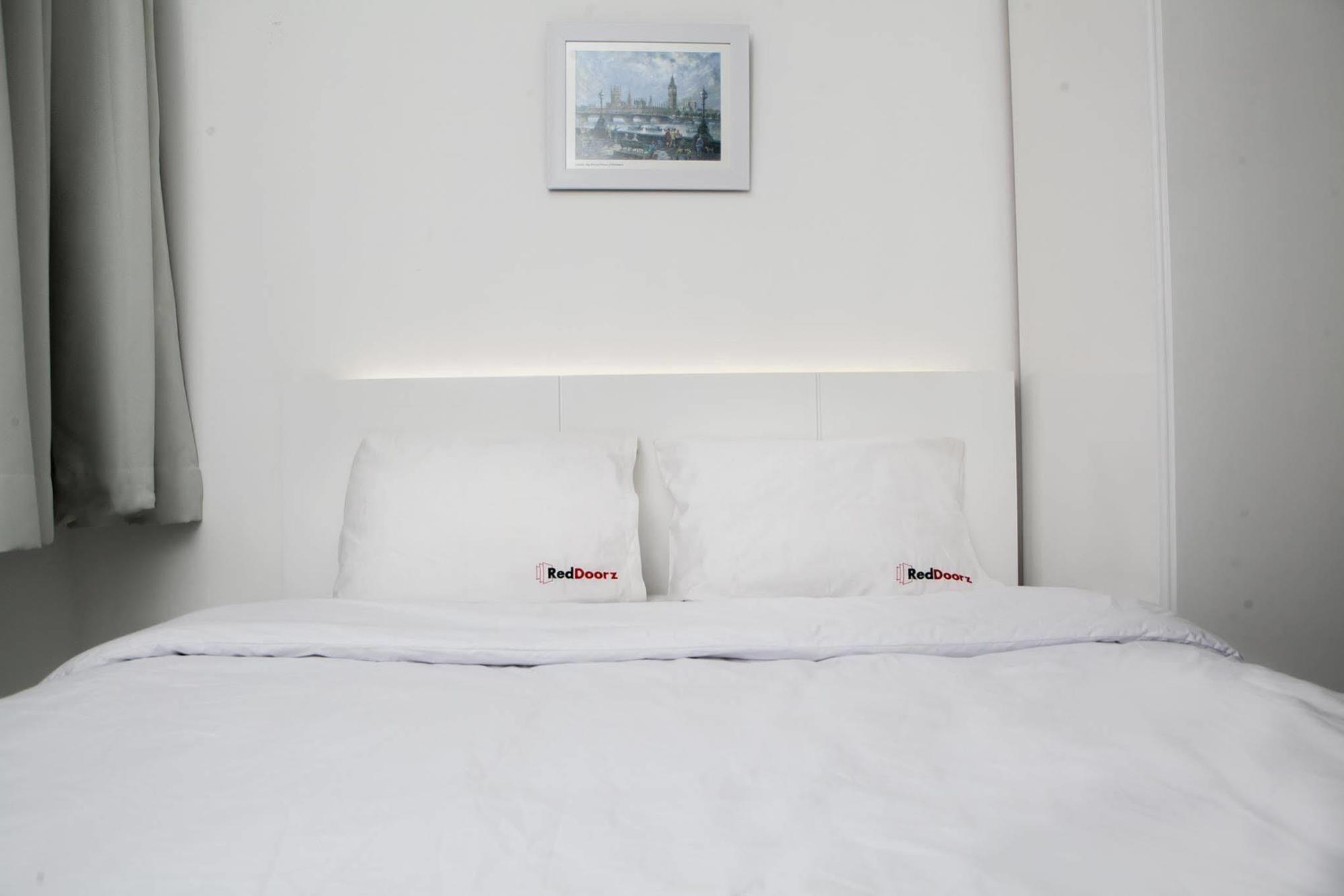 Reddoorz Plus Near Parahyangan University Bandung Exterior foto
